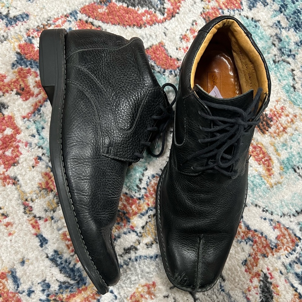 Sandro comfort and soft gel leather dress shoe
